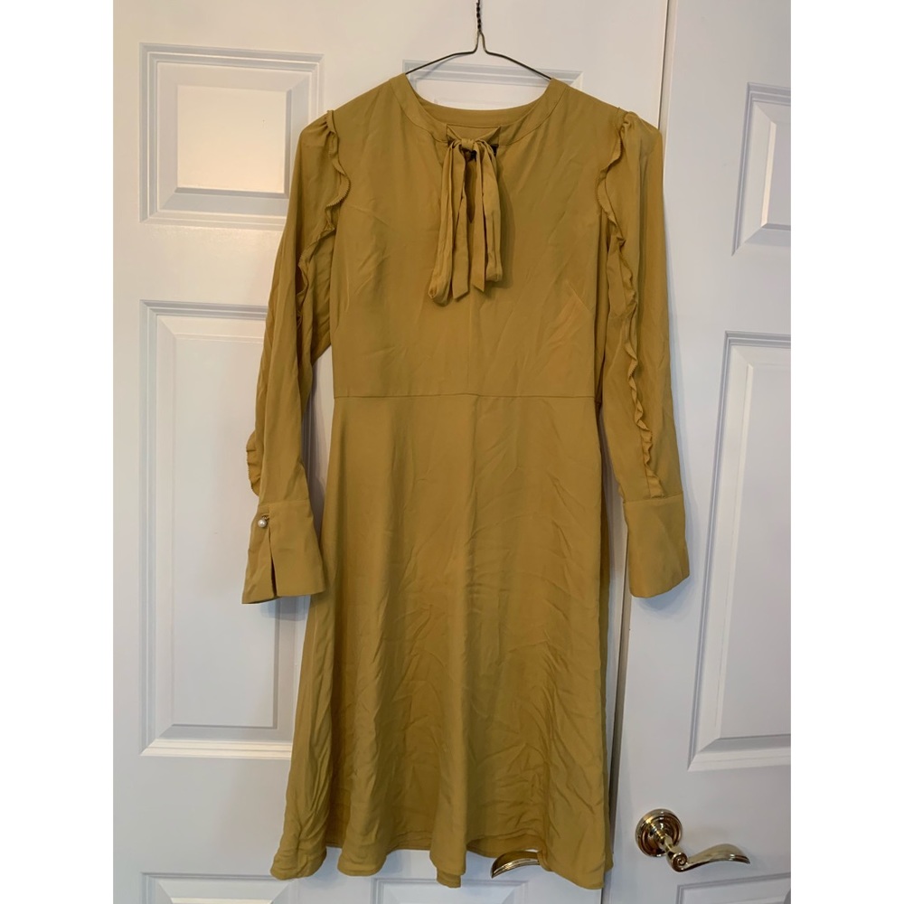 Ann Taylor dress size 2